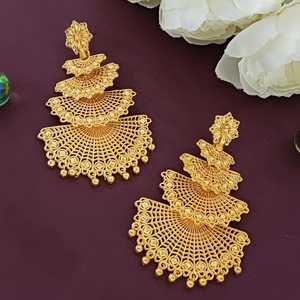 Joyería tradicional india Chapado en oro Chandbali Bolas de metal Cuelga la gota Pendientes DE BODA Fabricante indio Joyería para W - Product Image 2