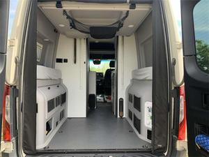 Fourgon électrique d'occasion Mercedes-Benz Sprinter V6 2020, transmission automatique, sièges en cuir, caméra arrière, conduite à droite, stock USA - Product Image 6