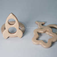 Ensemble combiné de 4 brosses à dents en bois pour bébé, fusée étoile, baleine et cercle pour le soulagement de la dentition.