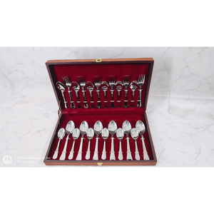 Ensemble de couverts en acier inoxydable de 24 pièces, couverts de qualité supérieure, argenterie, vaisselle, ensemble de couverts pour aliments en provenance d'Inde - Product Image 1