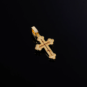 Pendentif personnalisé en alliage plaqué or avec diamants glacés, style hip-hop contemporain - Product Image 2