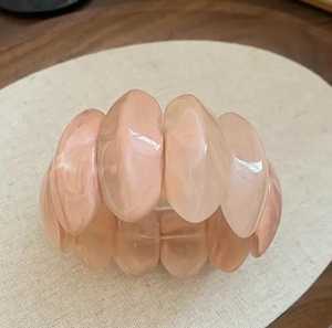 Bracelet élastique en résine émaillée, couleur unie, perles tridimensionnelles, bijoux sur le thème de l'ange, cadeau pour femme - Product Image 3