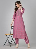 Robe de soirée tendance et exclusive en georgette de soie et fausse fourrure, imprimée numériquement, brodée, réversible, multicolore, longueur genou, pour l'hiver