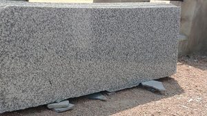 Encimera Moderna de Granito Blanco VISCON, Pulida, para Apartamentos, Hoteles y Villas, SILO INDIA GM5548, Garantía de 5+ Años - Product Image 2