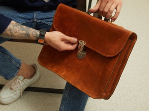 Wholesale <b>Laptop</b> Briefcase Custom Genuine Leather <b>Bag</b> for Man Business Messenger <b>Bags</b> Men Office <b>Laptop</b> <b>Bag</b> Leather Briefcases - Product Image 3