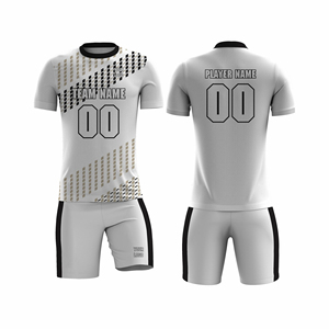 Uniforme sencillo de fútbol de alta calidad para hombre, jersey de fútbol ligero, ropa de fútbol al por mayor - Product Image 1