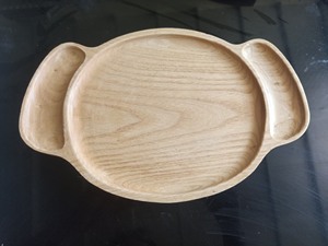 Elegante bandeja de madera hecha a mano con un acabado natural adecuado para servir el desayuno o exhibir artículos - Product Image 3