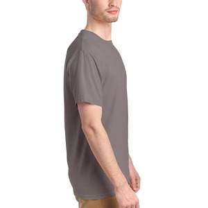 T-shirt pour homme à coupe classique pour l'été, fabriqué sur mesure avec logo personnalisé, marque privée, 100% coton, respirant, séchage rapide, en vente - Product Image 2