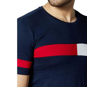 T-shirt en coton confortable pour les essentiels de la garde-robe et une tenue élégante Outfitize International - Product Image 2