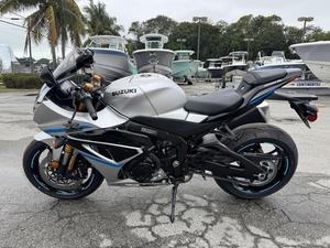 ประมูล-เสนอขาย 2025 GSX-R1000R สปอร์ตไบค์ มอเตอร์ไซค์ใหม่ กำลังเครื่องยนต์ 1001-2000 วัตต์ ความเร็วสูงสุด >80 กม./ชม. ชำระเงินดาวน์ - Product Image 4