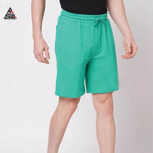 กางเกงขาสั้นผู้ชายดีไซน์เรียบหรู ผ้าฝ้าย 100% ระบายอากาศ แห้งเร็ว เป็นมิตรกับสิ่งแวดล้อม เหมาะสำหรับอากาศร้อน ผลิตในปากีสถาน - Product Image 4