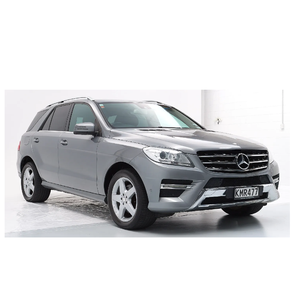 Nissan Aspire SUV de lujo Coche usado Oscuro Grandes características Bajo precio 4L Motor diésel 15 R15 Tamaño del neumático Asientos de cuero Mercedes-Benz - Product Image 4