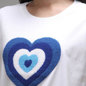 Camiseta de Algodón Cómoda para Mujer con Cuello Redondo, Diseño Único de Color en Contraste, Talla XL, Impresión Personalizada - Product Image 2