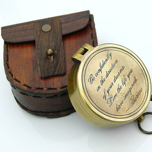 "Tự tin đi theo hướng ước mơ của bạn sống cuộc sống" La bàn đồng hồ mặt trời với hộp da của Thủ công mỹ nghệ Calvin - Product Image 6