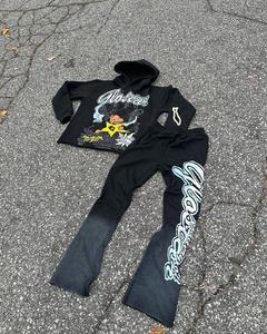 Sweat-shirt à capuche court et pantalon évasé imprimés lavés et graphiques streetwear personnalisés en 350 400gsm fabriqué au Pakistan - Product Image 1