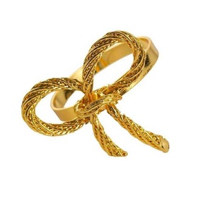 Anneau de serviette de Noël plaqué or, finition luxueuse, anneau de serviette en métal en gros, dernier anneau de serviette en métal - Product Image 2