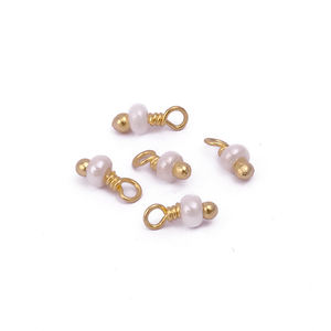 Composants de bijoux minimalistes en perles d'eau douce, connecteur classique en laiton, fil plaqué or, perles minuscules - Product Image 2