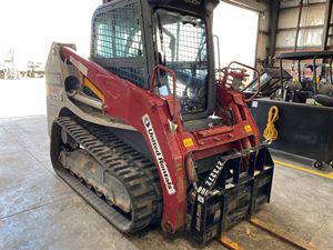 Chargeuse compacte sur pneus TAKEUCHI TL12R2 d'occasion, capacité nominale de 9 tonnes, moteur Kubota, pompe hydraulique Eaton, moteur de 60 kW, à vendre - Product Image 3