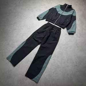 Nylon Men Windbreaker <b>Tracksuit</b> Oem <b>Waterproof</b> Lightweight Polyester Best Material Washable Unique Colors <b>Tracksuit</b> For Men - Product Image 4