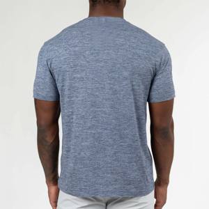 T-shirt de performance décontracté pour hommes-doux, durable et parfait pour un usage quotidien, le sport et les activités de plein air - Product Image 2