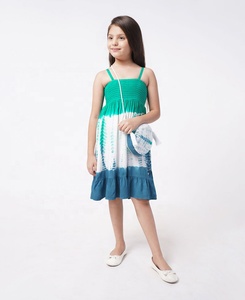 Robe d'été décontractée pour filles, mignonne, tie-dye, à bretelles spaghetti, longueur genou, coupe trapèze, en coton et mousseline, avec volants, respirante, blanche - Product Image 1