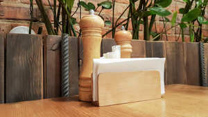 Servilletero de madera respetuoso con el medio ambiente hecho a mano impermeable multiusos hogar Hotel y restaurante uso diseño sostenible y elegante - Product Image 5