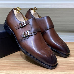 Chaussures d'hiver doublées de peau de mouton douce avec intérieur chaud et ajustement réglable, chaussures en cuir pour hommes, chaussures décontractées - Product Image 4