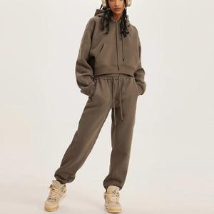 Chaqueta deportiva Athleisure con cremallera para mujer Chaqueta de entrenamiento y yoga técnica lavada - Product Image 2