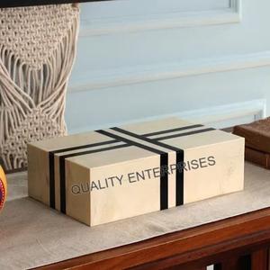 Boîtes en os incrustées durables et écologiques, design moderne, forme rectangulaire pour installation sur table, salon - Product Image 1