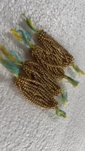 Cuentas de vidrio de oro brillante hechas a medida, acabado de lámina metálica, ideal para la fabricación de joyas y acentos de bordado artesanal - Product Image 4