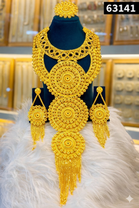 Ensemble collier long avec pendentif en forme de cœur en or de luxe avec boucles d'oreilles de créateur 63139 - Product Image 3