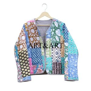 Chaqueta de Mujer Estilo Vintage, Tejida, Acolchada, de Algodón con Diseño de Parches, Manga Larga, Diseño a Rayas, Hecha a Mano en India, Ecológica y Transpirable - Product Image 1