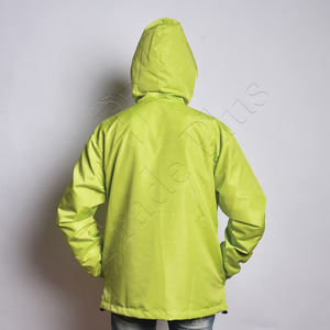 Chaqueta cortavientos con cremallera suave y fuerte Unisex personalizada 2025 carcasa de lluvia impermeable con capucha proceso de punto para hombres y mujeres - Product Image 1