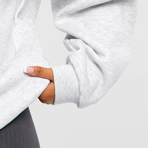 Sudadera Térmica para Mujer con Cuello de Cremallera y Diseño de Color Sólido, Fabricante OEM para Compradores al por Mayor con Material Duradero para Invierno 2026 - Product Image 4