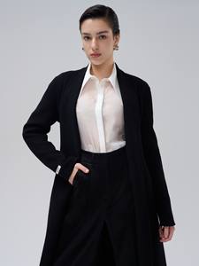 Offres Spéciales vêtements pour femmes pantalons noir et blanc Maeby jambe pantalon Mison Satin tissu vêtements pour femmes blanc Vietnam grossiste - Product Image 4