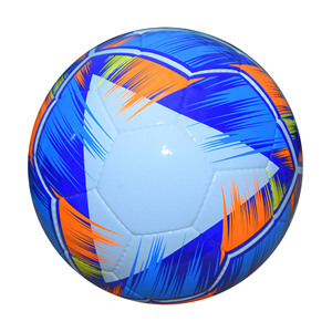 Ballon de football personnalisé en cuir PU PVC pour adulte de taille 5 cousu à la main avec logo officiel étanche pour match de sport et entraînement - Product Image 1