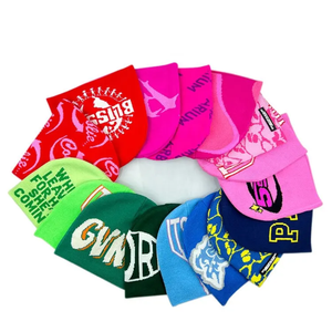 Venta al por mayor Jacquard Logo Plain Streetwear Black Slouch Knit Hats Sport Custom Labels Beanie Hat para mujer Beanie - Product Image 6