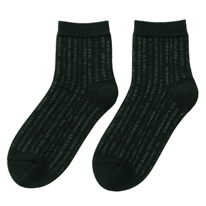 Chaussettes à rayures verticales transparentes tendance à la vente, chaussettes en tricot côtelé, chaussettes habillées - Product Image 1