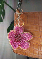 Gantungan Kunci Bunga Tiger Lily Berhias Manik-Manik Merah Muda, Pesona Poliester Tenun, Bentuk Kustom, Cincin Paduan Seng, Tahan Lama, Gaya Sederhana