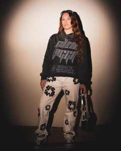 Fabricant personnalisé de sweats à capuche à imprimé bouffant, pull court à ourlet brut, lavage à l'acide, poids lourd, sweat à capuche coupe et couture vintage - Product Image 4