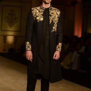NEW---LATEST และเย็บปักถักร้อยที่สวยงามบน SHERWANI มีสไตล์ขโมยและยังจับคู่รองเท้ากับชุดสำหรับงานเลี้ยง-สวมใส่/แต่งงาน @ 2022 - Product Image 1