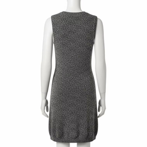 เดรสลำลองถักแบบไม่มีแขน ระบายอากาศได้ดี ผ้าเนื้อนุ่ม ยืดหยุ่น น้ำหนักเบา เหมาะสำหรับใส่ในฤดูร้อน สวมใส่สบาย ดีไซน์ทันสมัยสำหรับผู้หญิง - Product Image 2