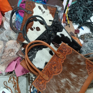 Bolso de hombro de piel de vaca personalizado bohemio de calidad Premium, monedero de piel Natural, bolso de mano para mujer, bolsos de transporte ocultos - Product Image 3