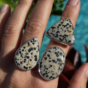 Anillo Ovalado de Plata de Ley 925 con Piedra Preciosa de Jaspe Dálmata, Tendencia en Ventas, Precio de Fábrica, Joyería, Regalo Perfecto para Mujer - Product Image 1