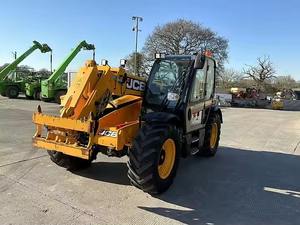 Chariot élévateur à hauteur de levage JCB 3 tonnes d'occasion JCB 538 - Product Image 3