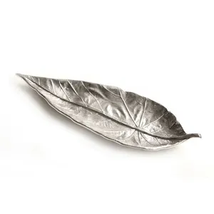 Plateau en métal fait main exclusif avec surface miroir et élégant plateau en métal fait main avec laiton martelé pour exportation en sécurité - Product Image 1