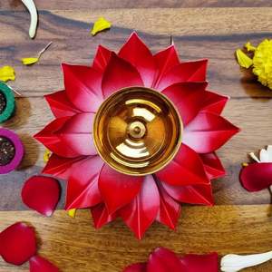 Cuillère à huile Hawan en laiton jaune antique, design industriel, pour verser du ghee dans le Kund Hawan pour les anniversaires, Diwali, les remises de diplômes - Product Image 3