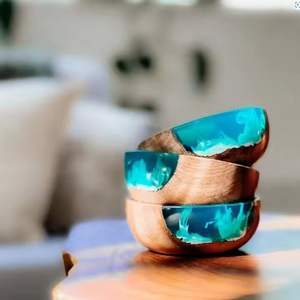 Superbe bol en bois avec un design unique Combo en bois de résine durable pour les fruits alimentaires Cadeau parfait pour les amis de la famille de l'Inde - Product Image 6