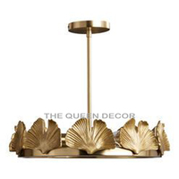 Nouvel arrivage de lampe de lustre à quatre supports en aluminium métal forme unique finition dorée dernière lampe élégante fantaisie
