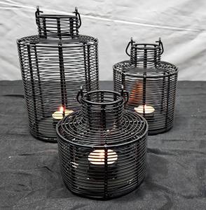 Pequeñas Lámparas Decorativas Clásicas de Hierro Resistentes, Hechas a Mano con Impresión Digital, Recubrimiento en Polvo de 1 Color, Acabado Negro/Latón, Navidad - Product Image 4